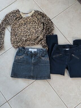 The Children's Place Denim Skirt Blue  Jean Jeggings, Leopard Top, Girl Size 7